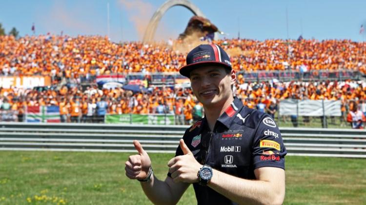Verstappen vence na Alemanha 